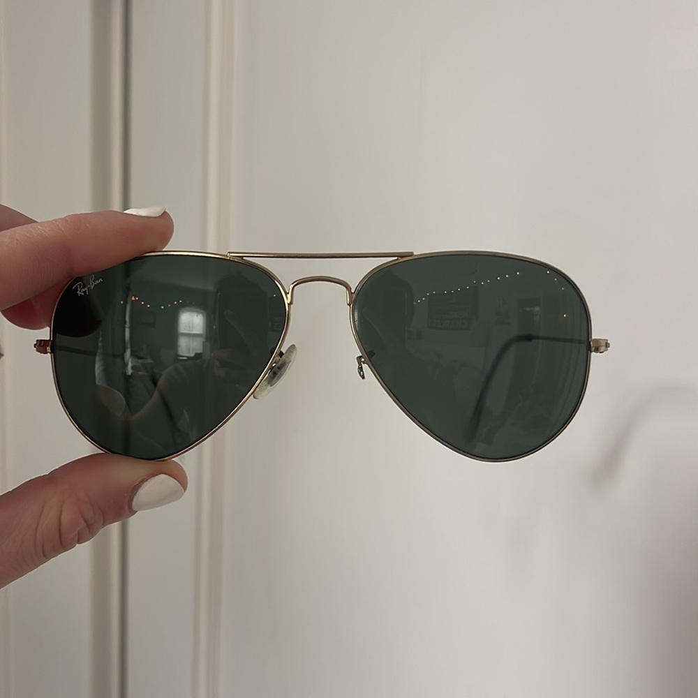 Aviators!!! Ray ban non-polarized.